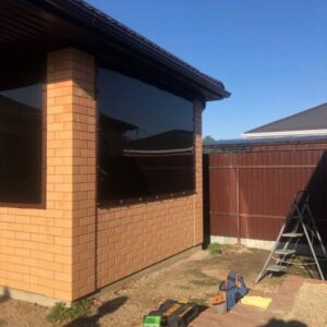 Окно тонированное из ПВХ глухое