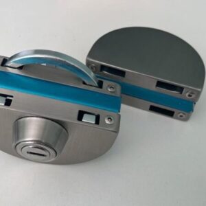 Замок на стекло