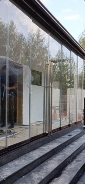 Безрамное остекление